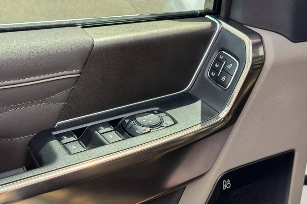 2026 FORD F-150 PLATINUM thumbnail 32