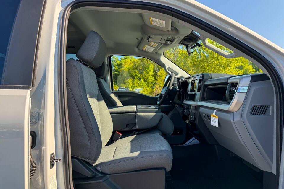 صورة مصغرة 18 لـ 2026 FORD F-350 XL