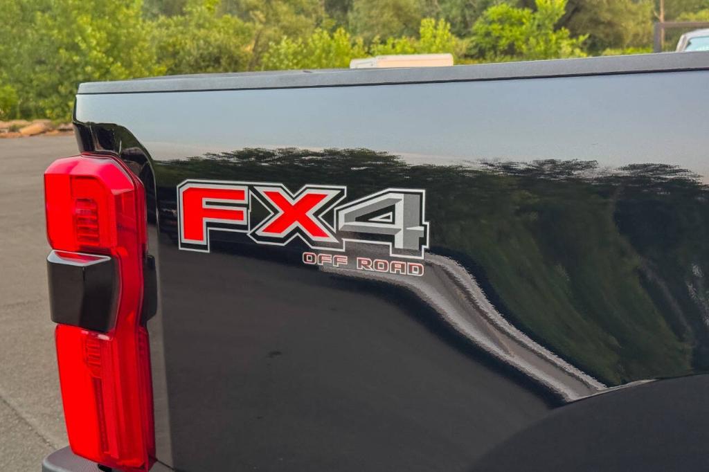 2024 FORD F-350 PLATINUM 缩略图 22