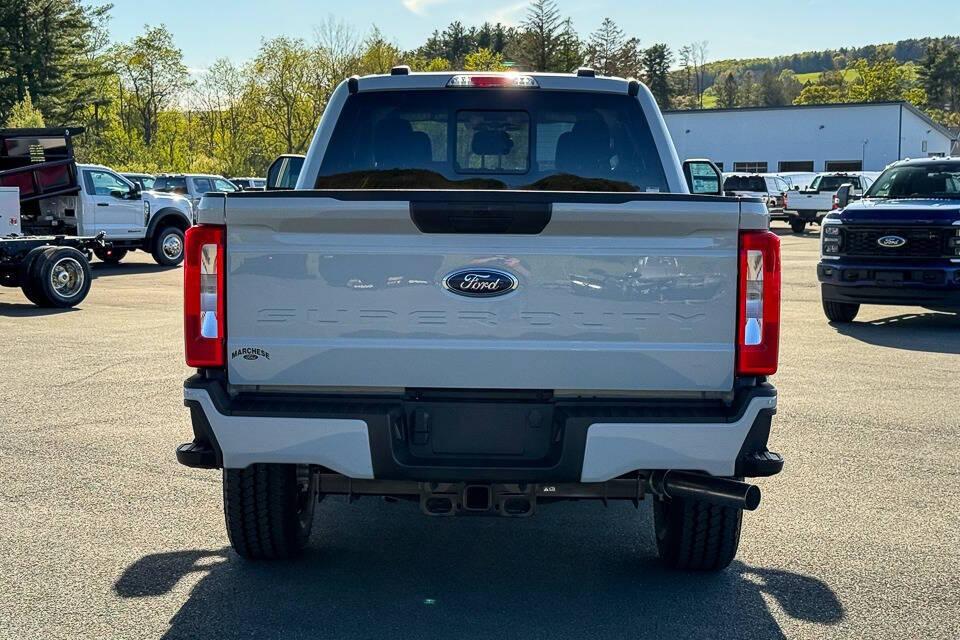 صورة 4 لـ 2026 FORD F-250 XL