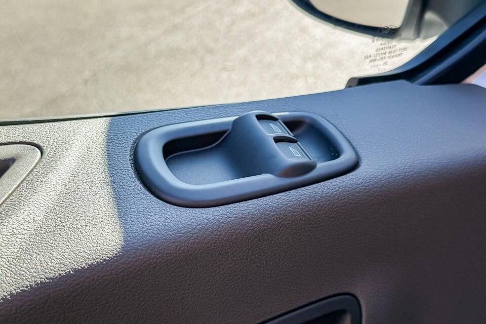 صورة مصغرة 20 لـ 2026 FORD TRANSIT-150 BASE
