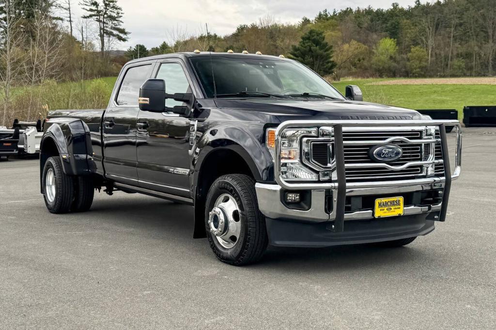 صورة 1 لـ 2022 FORD F-350 LARIAT SUPER DUTY