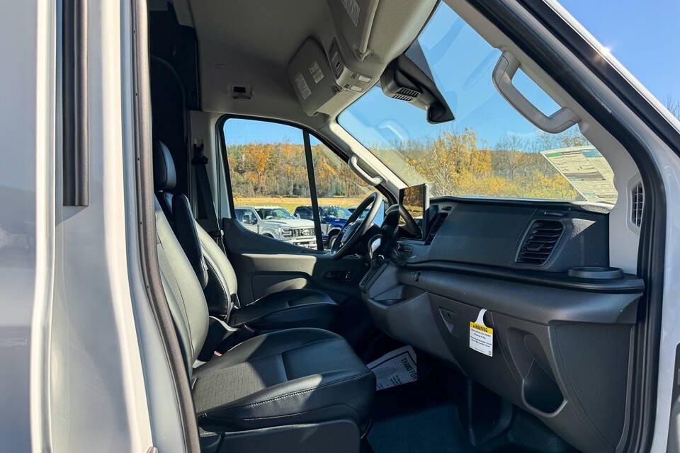 صورة مصغرة 12 لـ 2026 FORD TRANSIT-250 148 WB MEDIUM ROOF CARGO