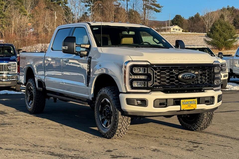 New 2026 Ford F-350 Lariat Super Duty