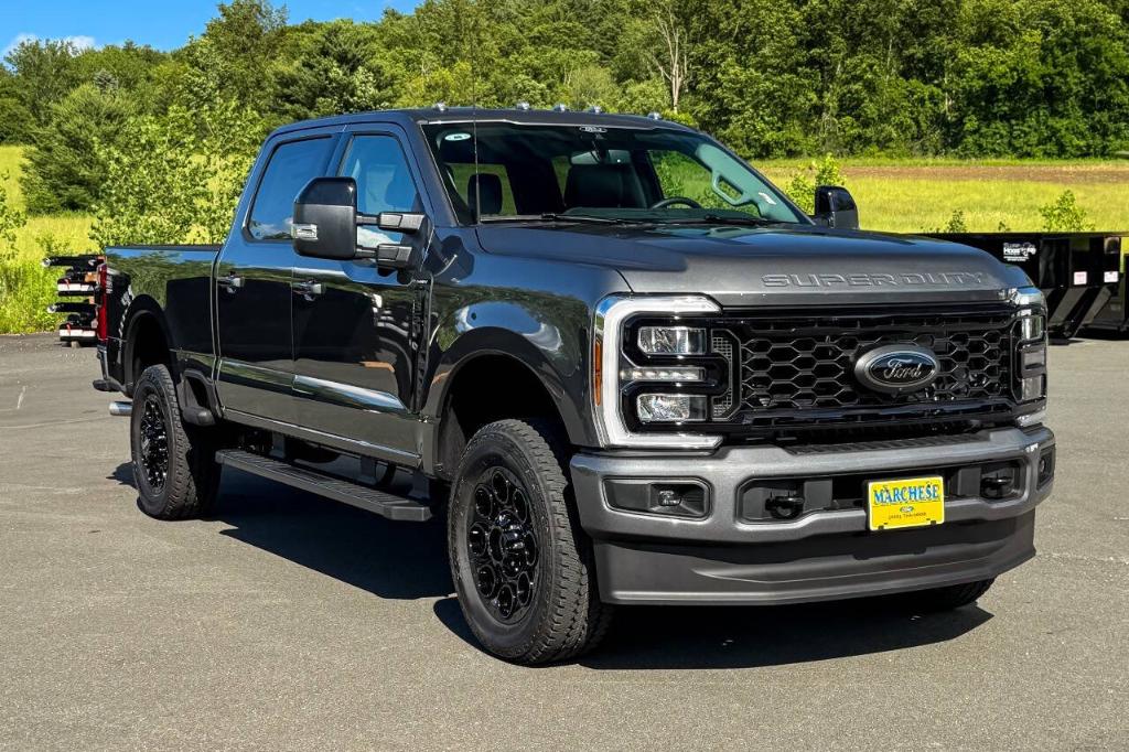 New 2026 Ford F-350 Lariat Super Duty