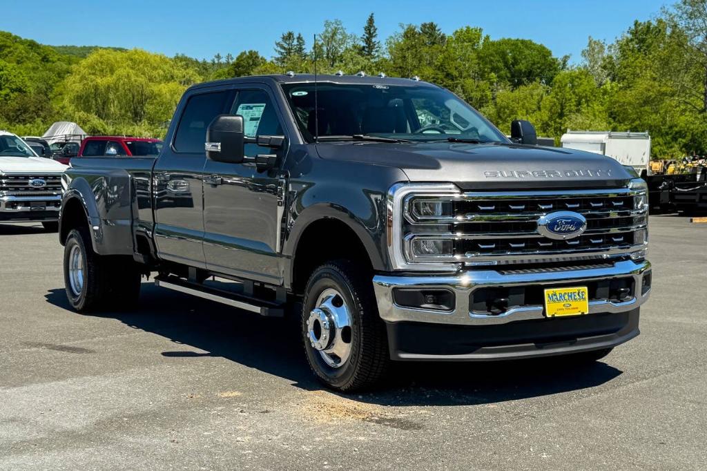 New 2026 Ford F-350 XLT