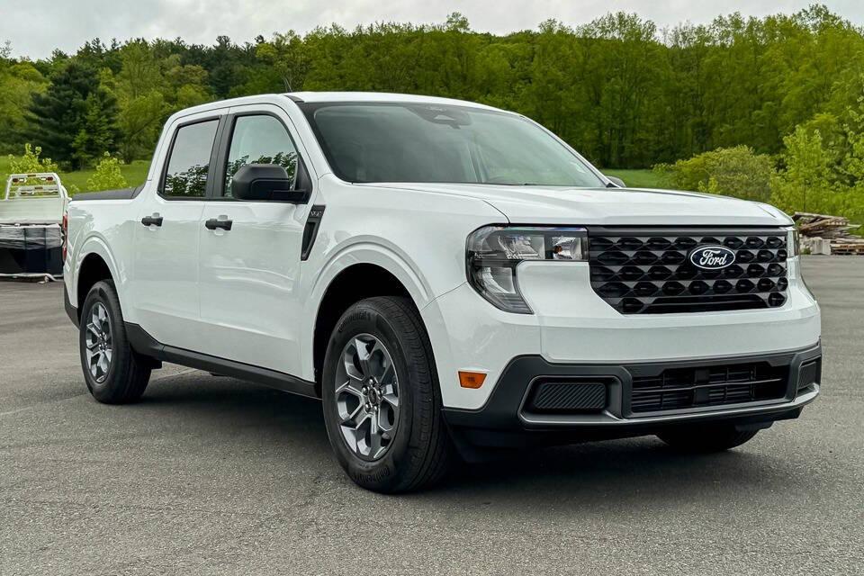 New 2026 Ford Maverick XLT