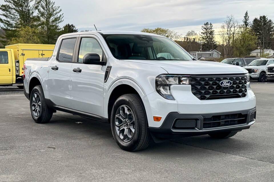 New 2026 Ford Maverick XLT
