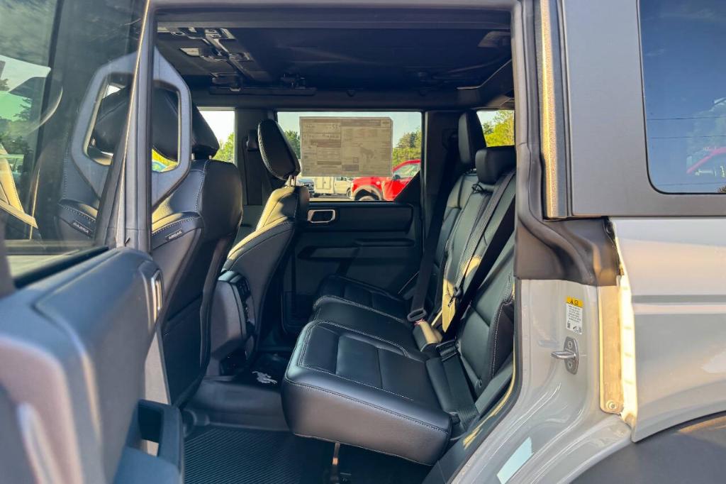 2026 FORD BRONCO OUTER BANKS 缩略图 20