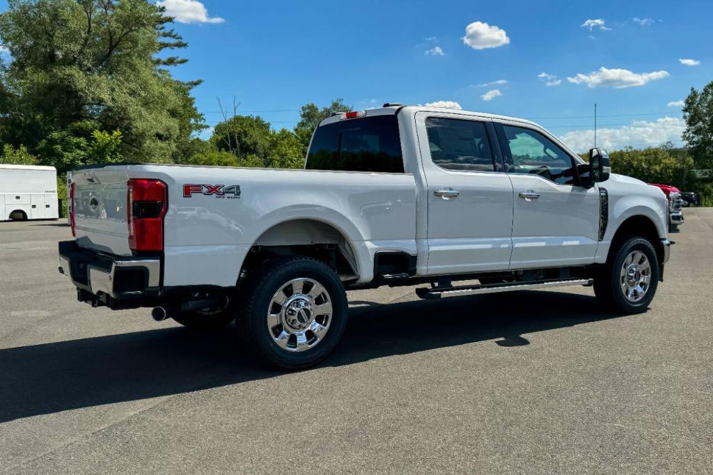 صورة 3 لـ 2026 FORD F-350 LARIAT SUPER DUTY