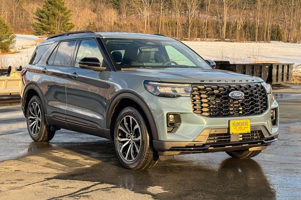 New 2026 Ford Explorer ST-Line