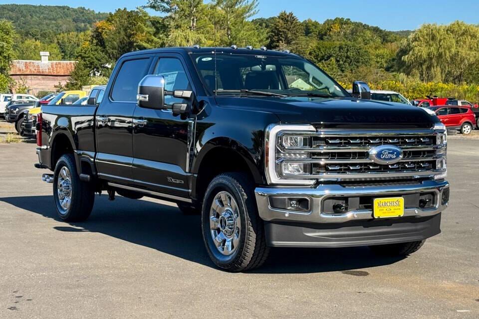 New 2026 Ford F-350 Lariat Super Duty