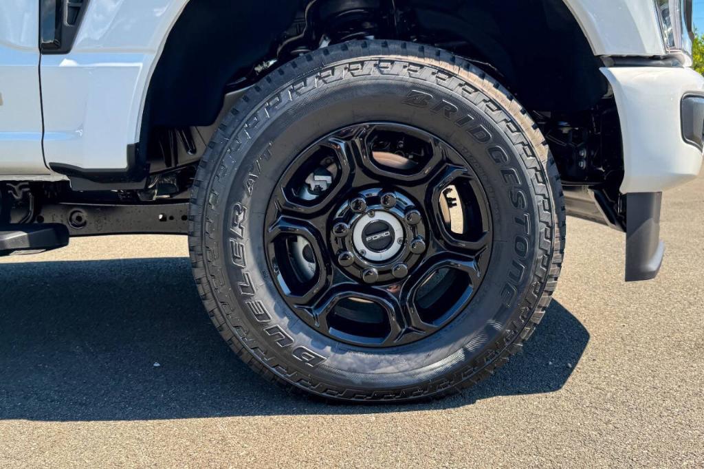 2026 FORD F-350 XL — миниатюра 13