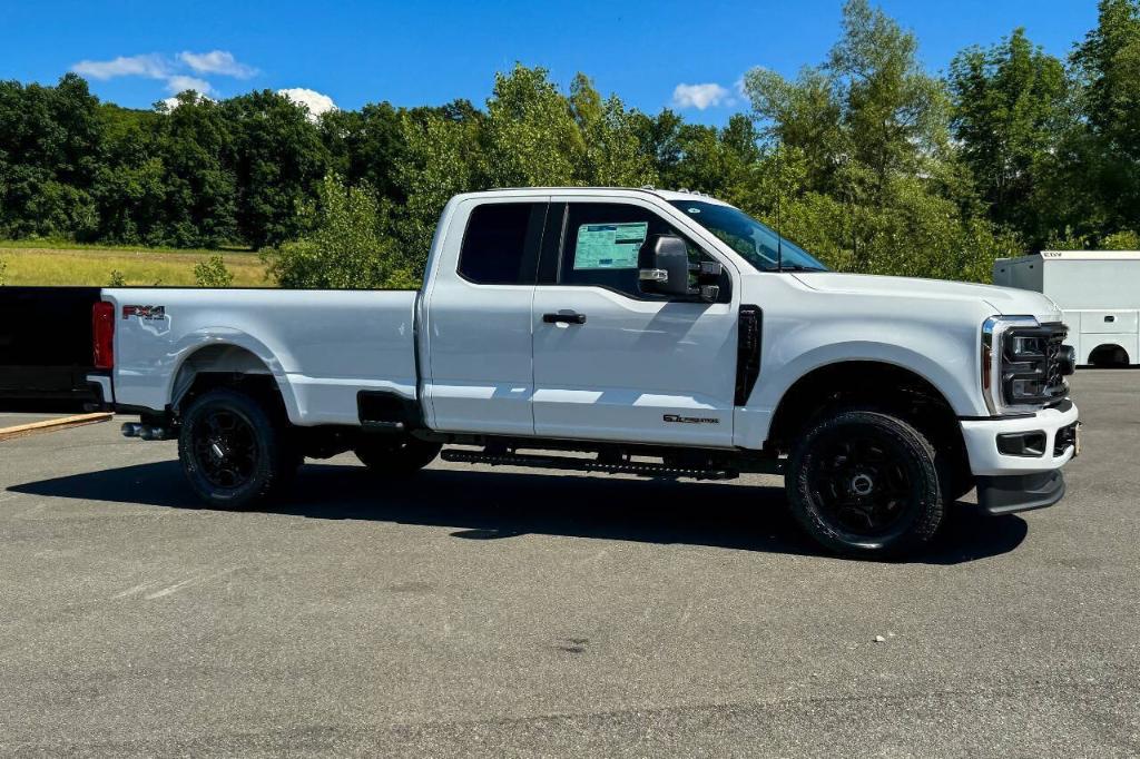 صورة مصغرة 2 لـ 2026 FORD F-350 XL