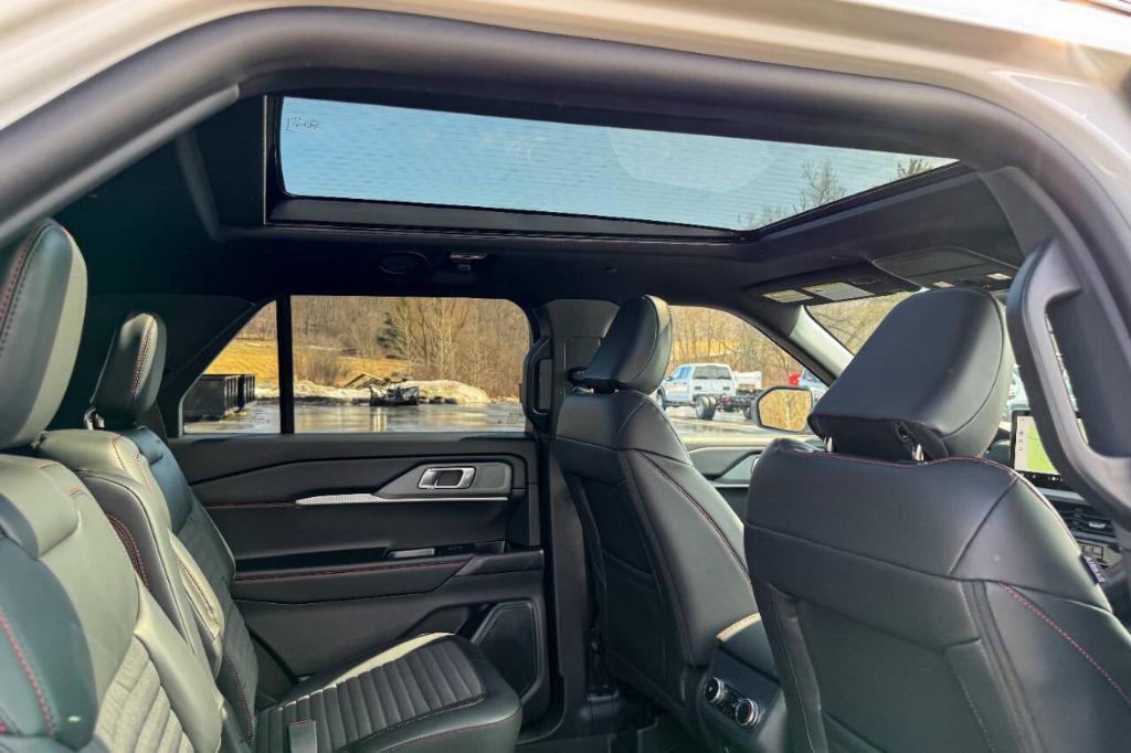2026 FORD EXPLORER ST-LINE 缩略图 17