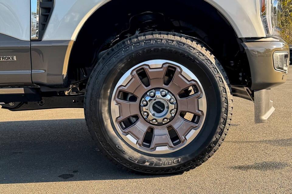 2026 FORD F-350 KING RANCH 缩略图 12