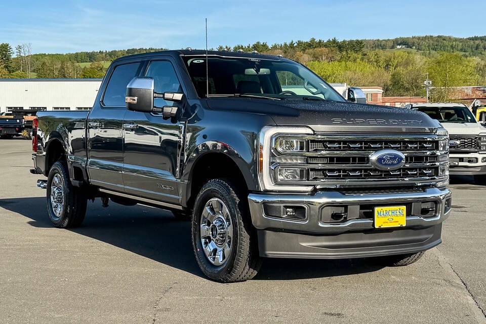 New 2026 Ford F-350 Lariat Super Duty