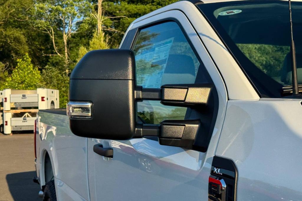 2026 FORD F-350 XL — фото 9