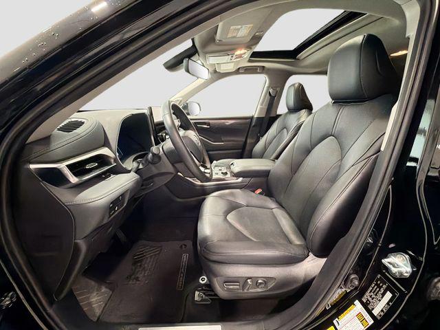 2025 Toyota HIGHLANDER LIMITED — миниатюра 17