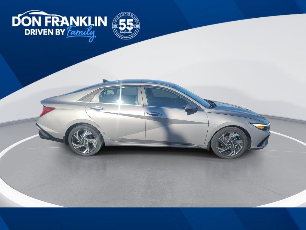 New 2026 Hyundai ELANTRA Limited