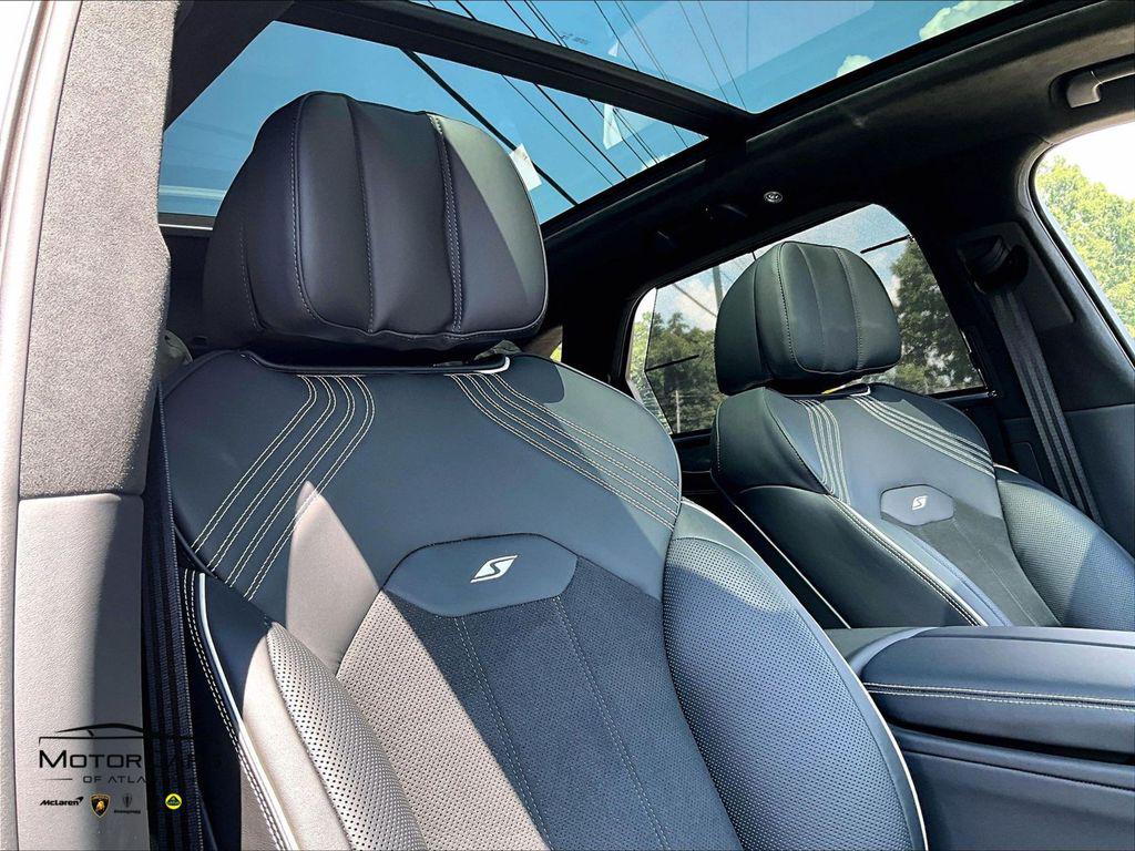 2025 Bentley BENTAYGA V8 thumbnail 29