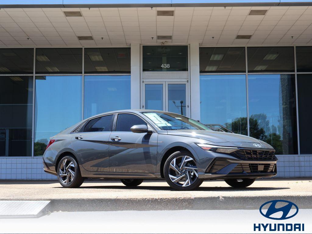 New 2026 Hyundai ELANTRA HEV Limited