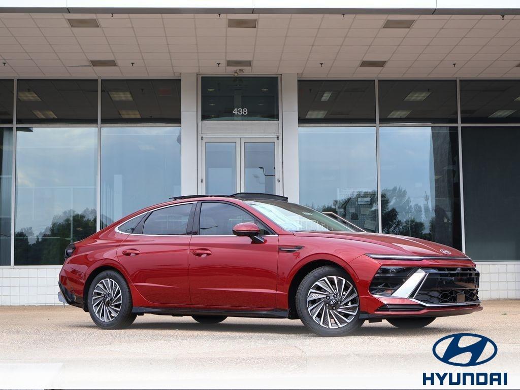 New 2026 Hyundai SONATA Hybrid Limited