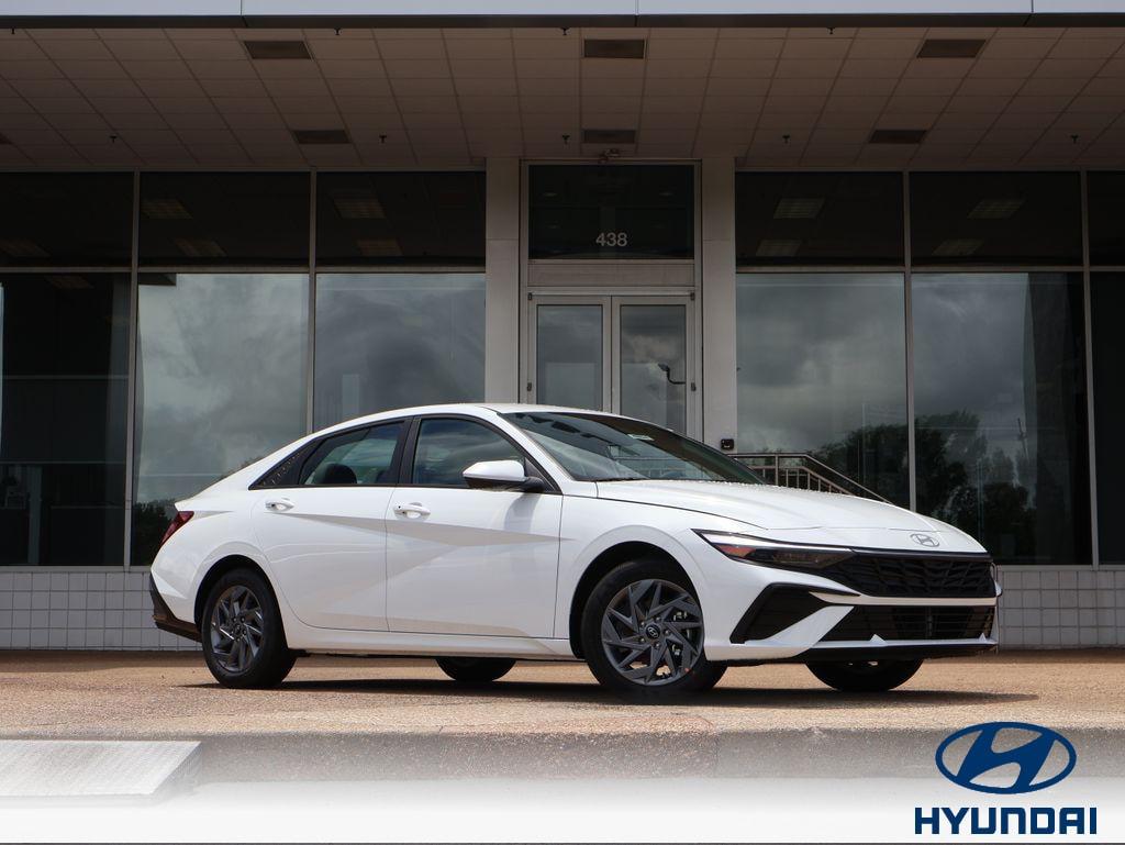 New 2026 Hyundai ELANTRA HEV Blue