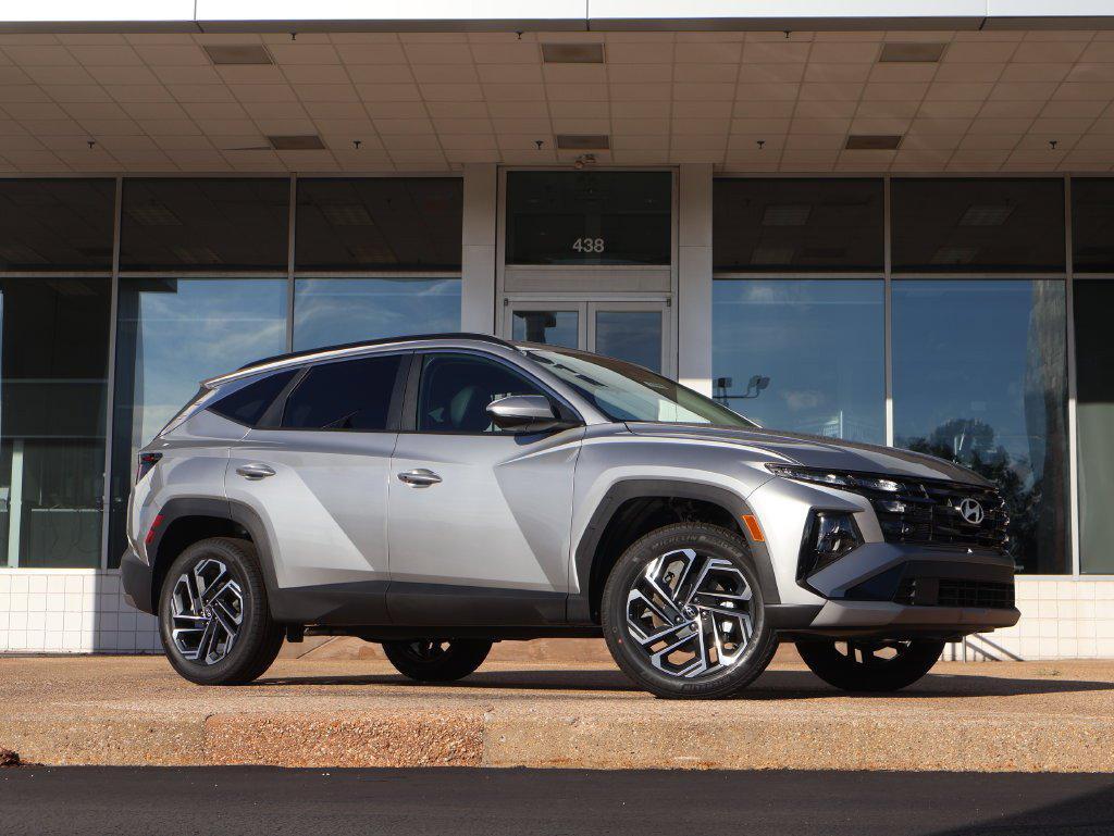 New 2026 Hyundai TUCSON SEL Plus