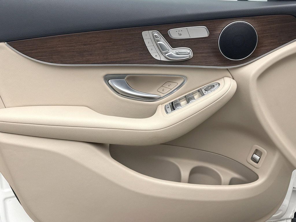 MERCEDES-BENZ GLC-CLASS - 9