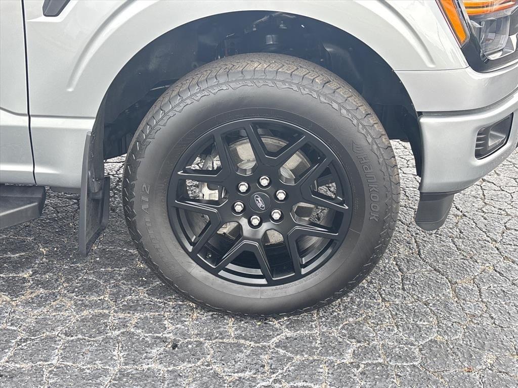 صورة 10 لـ 2024 FORD F-150 STX