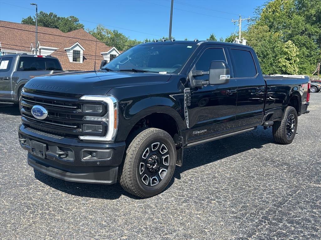 صورة 3 لـ 2025 FORD F-250 PLATINUM