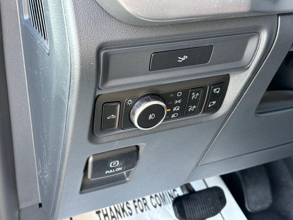 FORD F-150 XLT - 10