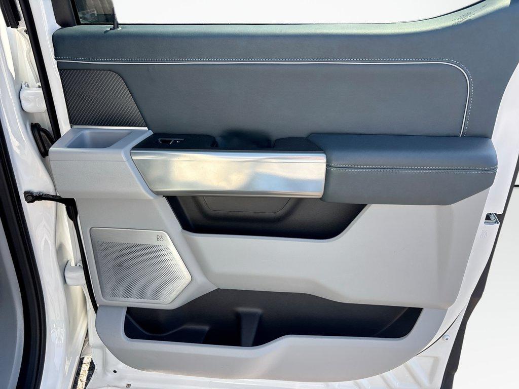 2023 FORD F-350 LIMITED — миниатюра 18