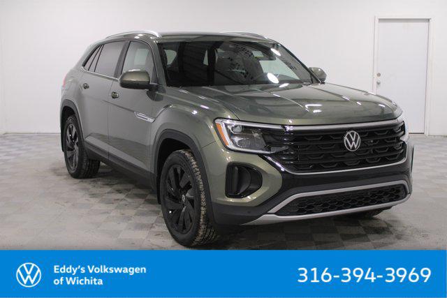 New 2026 Volkswagen Atlas Cross Sport 2.0T SE w/Technology 4MOTION