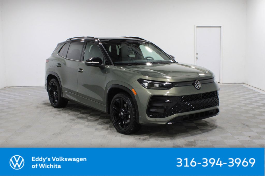 New 2026 Volkswagen Tiguan 2.0T SE R-Line Black