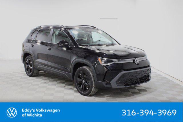 New 2026 Volkswagen Taos SE Black