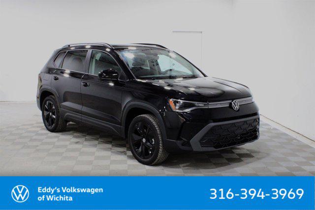 New 2026 Volkswagen Taos SE Black