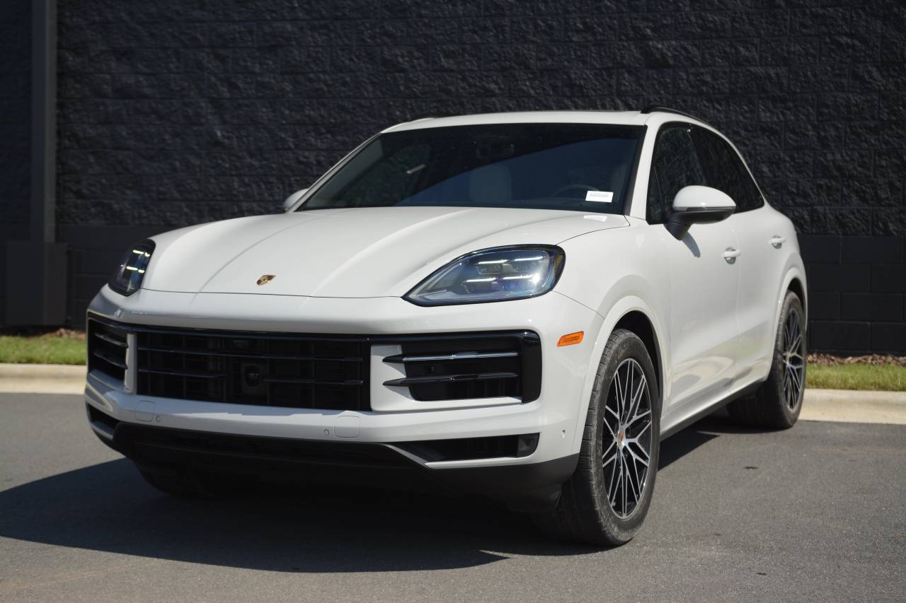 صورة 1 لـ 2026 Porsche CAYENNE