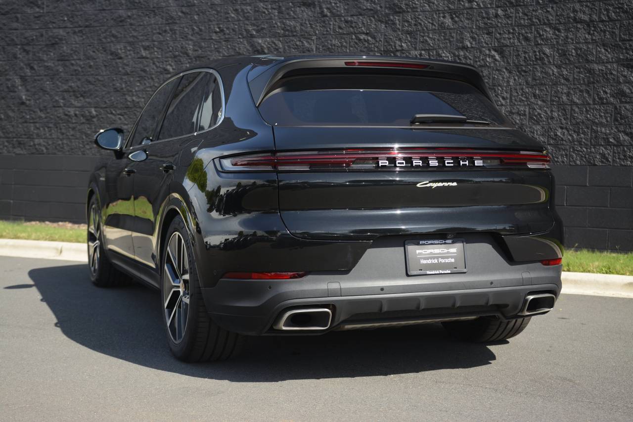 صورة 3 لـ 2025 Porsche CAYENNE