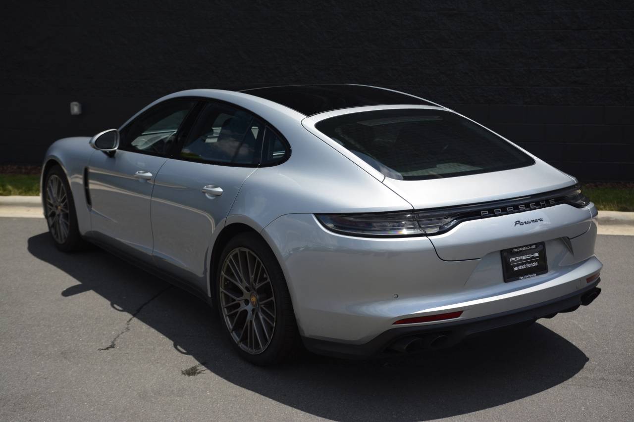 صورة 3 لـ 2023 Porsche PANAMERA
