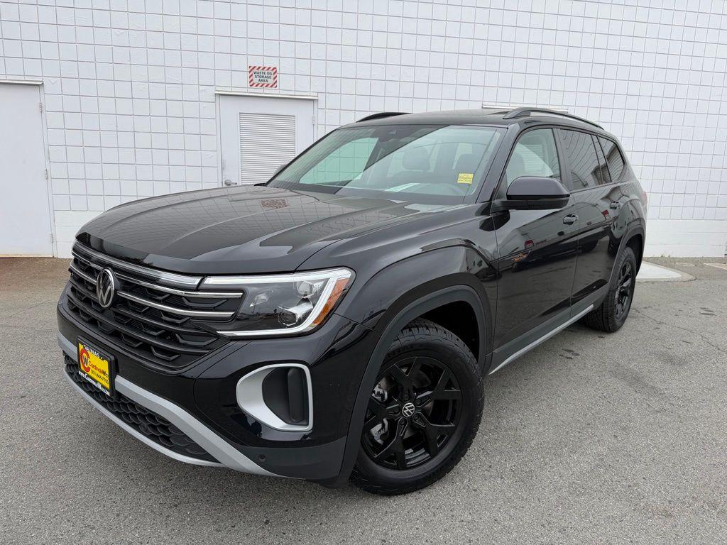 New 2026 Volkswagen Atlas 2.0T Peak Edition