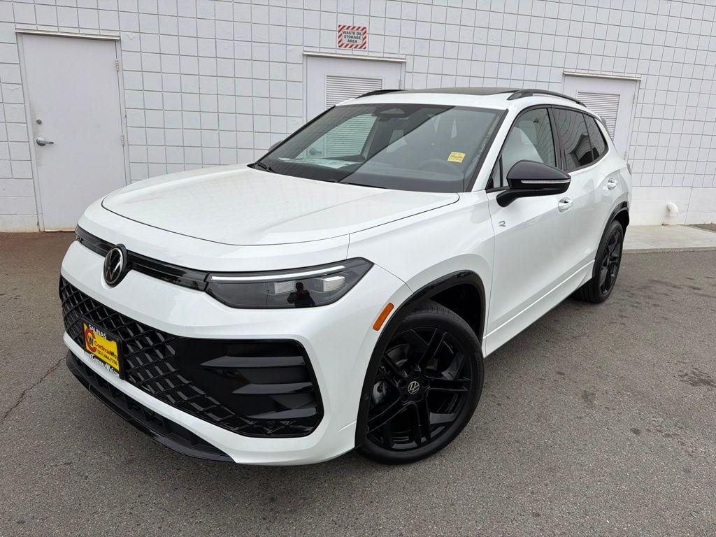 New 2026 Volkswagen Tiguan 2.0T SE R-Line Black