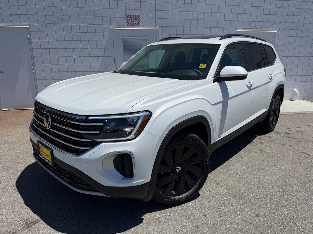 New 2026 Volkswagen Atlas 2.0T SE W/TECHNOLOGY