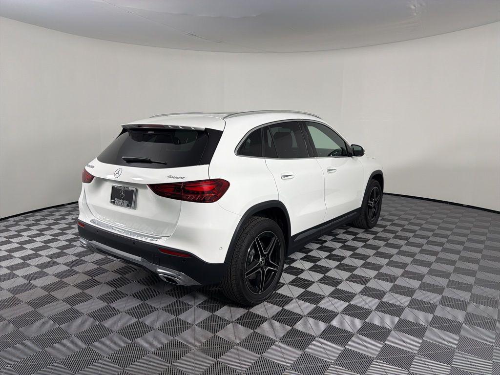 MERCEDES-BENZ GLA-CLASS - 8