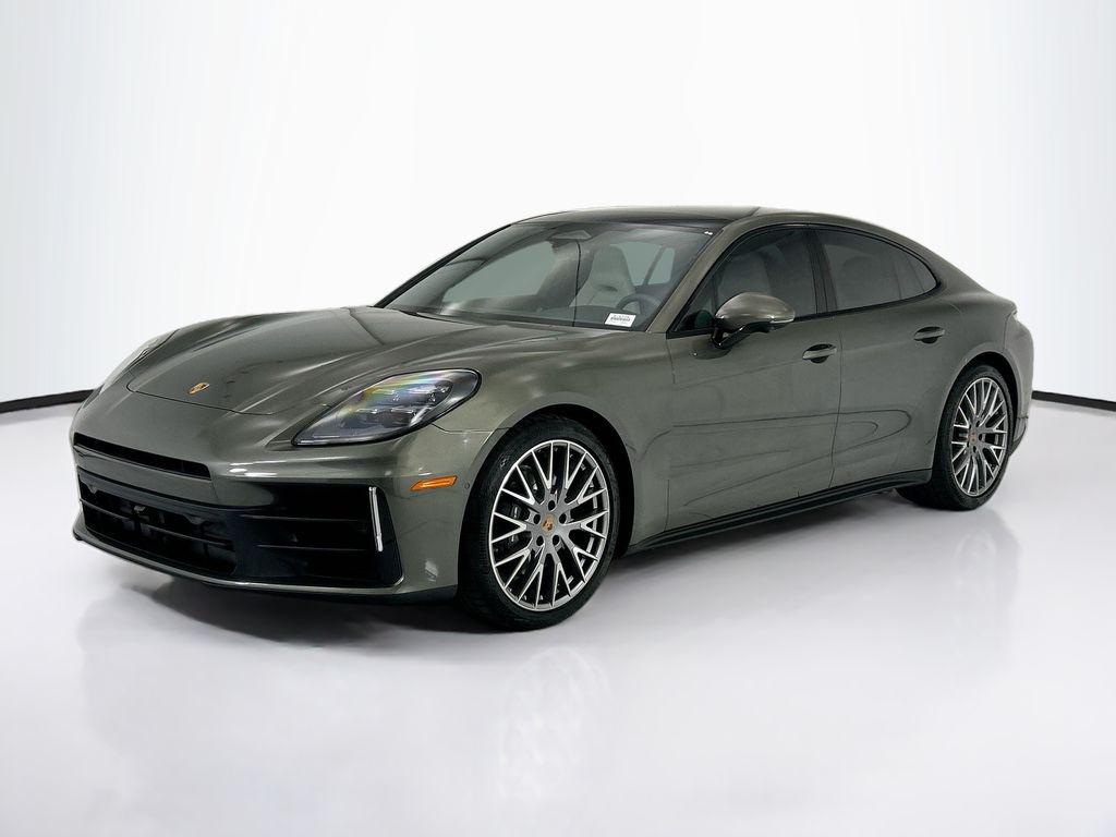 New 2026 Porsche Panamera