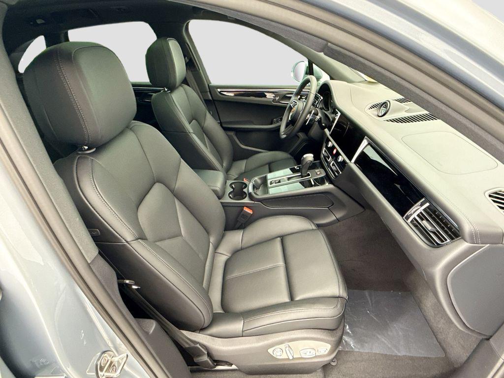 صورة مصغرة 21 لـ 2026 Porsche MACAN