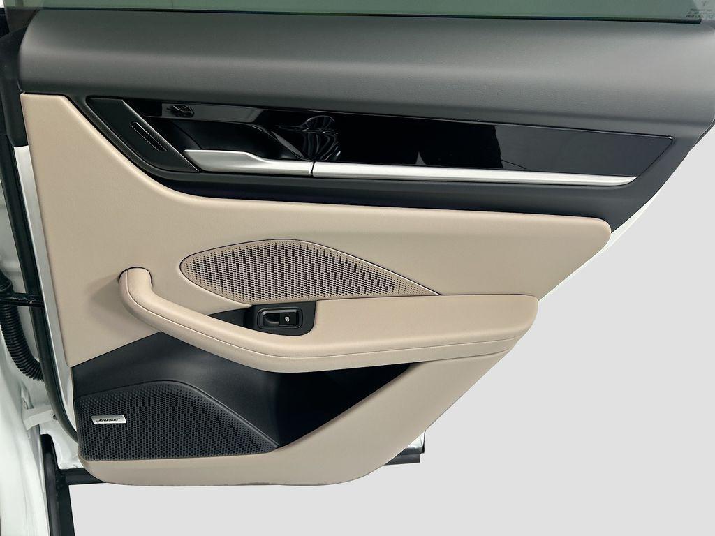 صورة مصغرة 27 لـ 2026 Porsche MACAN MACAN ELECTRIC