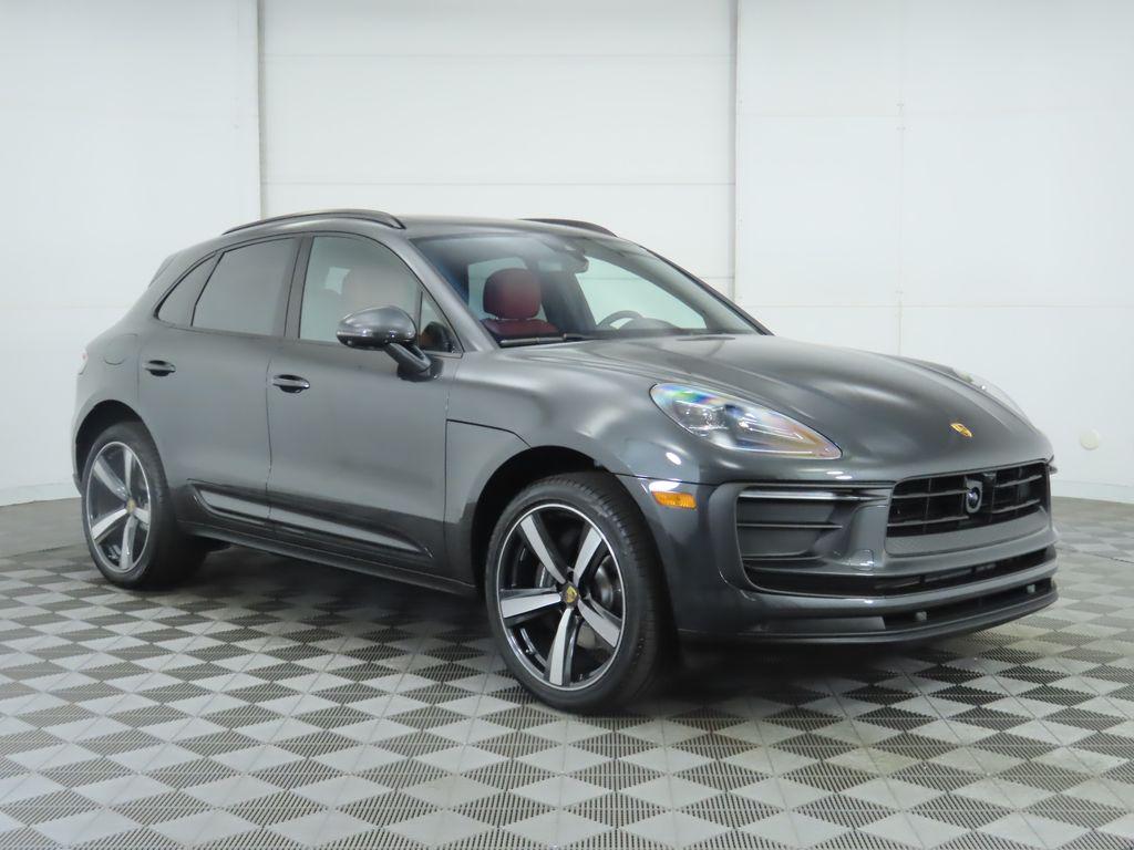 صورة 9 لـ 2025 Porsche MACAN