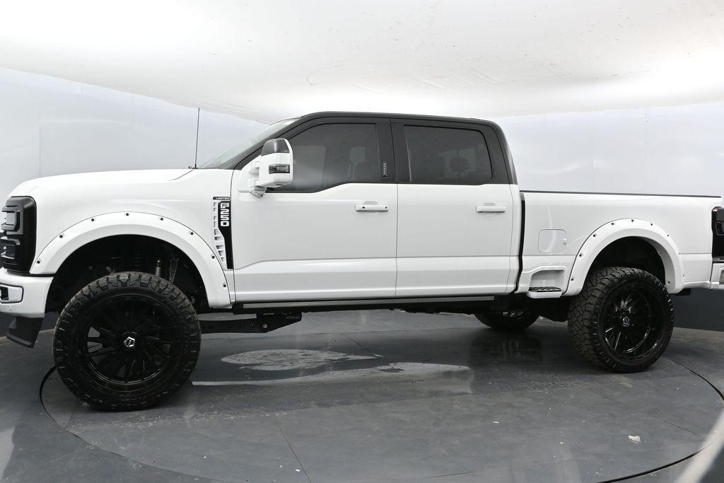 صورة 9 لـ 2024 FORD F-250 LIMITED